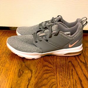 Women’s nike shoes